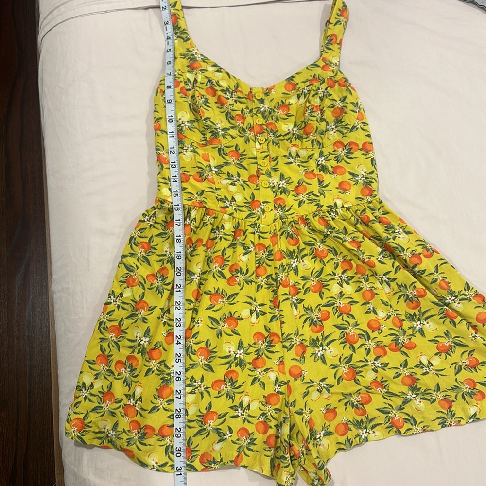 Wild Fable Juniors Romper Good Condition - Picture 6 of 11